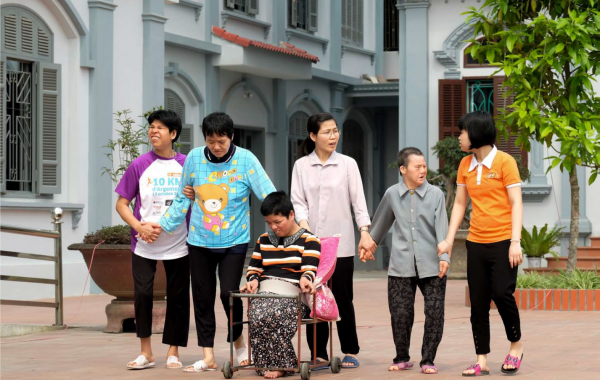 VIETNAM 'menslievende zorg'